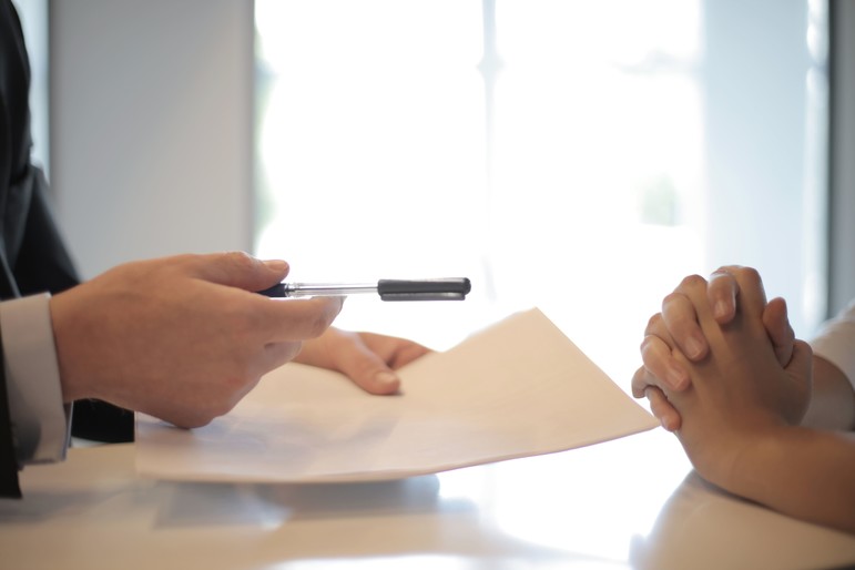 firma con abogado matrimonialista barcelona